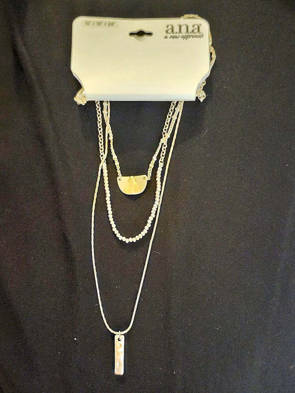 ana Layered Pendant Necklace in Gold NWT